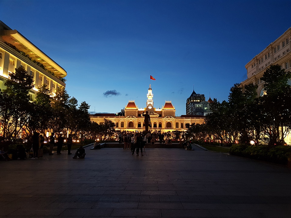 ảnh thiếu sáng 1