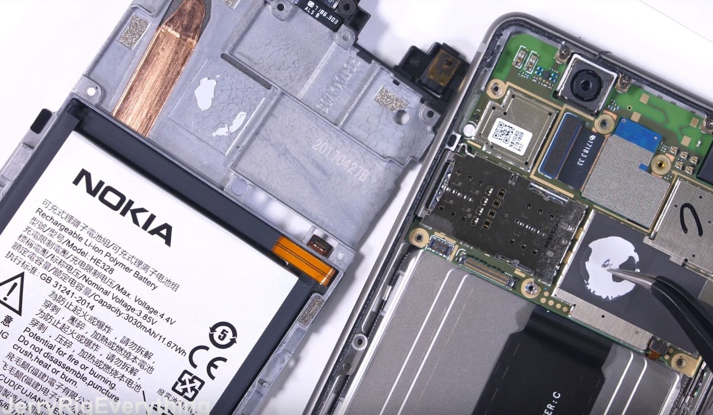 Mổ bụng Nokia 8 (ảnh 4)