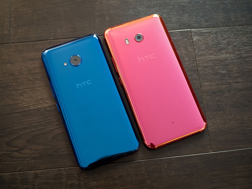 So sánh nhanh HTC U11 và U11 Life (ảnh 2)