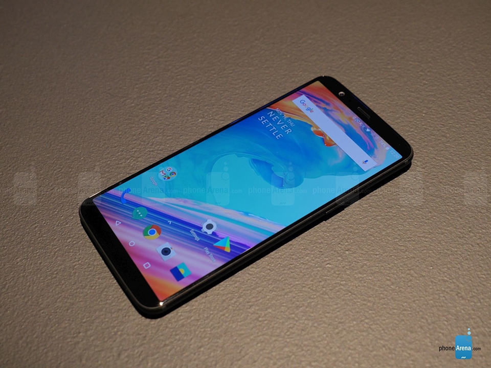Trên tay và đánh giá OnePlus 5T (ảnh 3) Trên tay và đánh giá OnePlus 5T (ảnh 3)