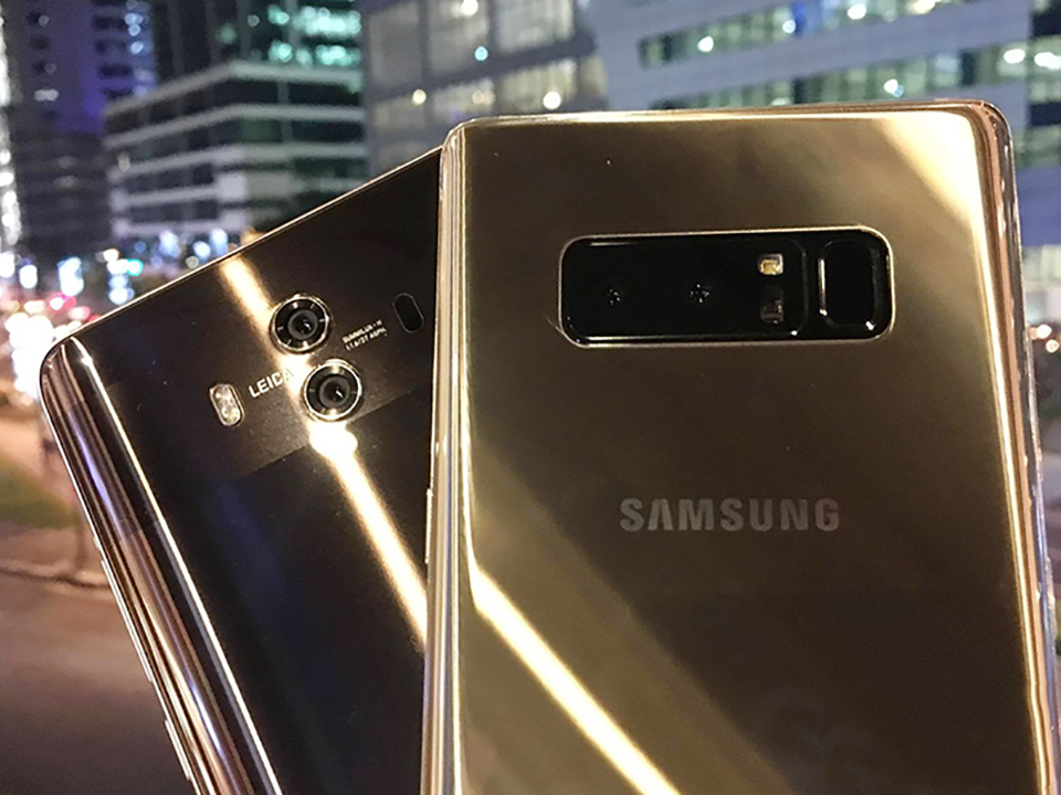 So sánh ảnh chụp đêm giữa Note 8 và Mate 10 (ảnh 1) So sánh ảnh chụp đêm giữa Note 8 và Mate 10 (ảnh 1)