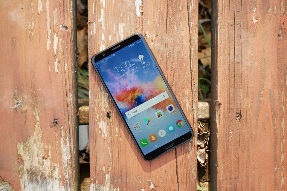 So sanh cấu hình Xiaomi Mi A1 và Honor 7X (ảnh 1)