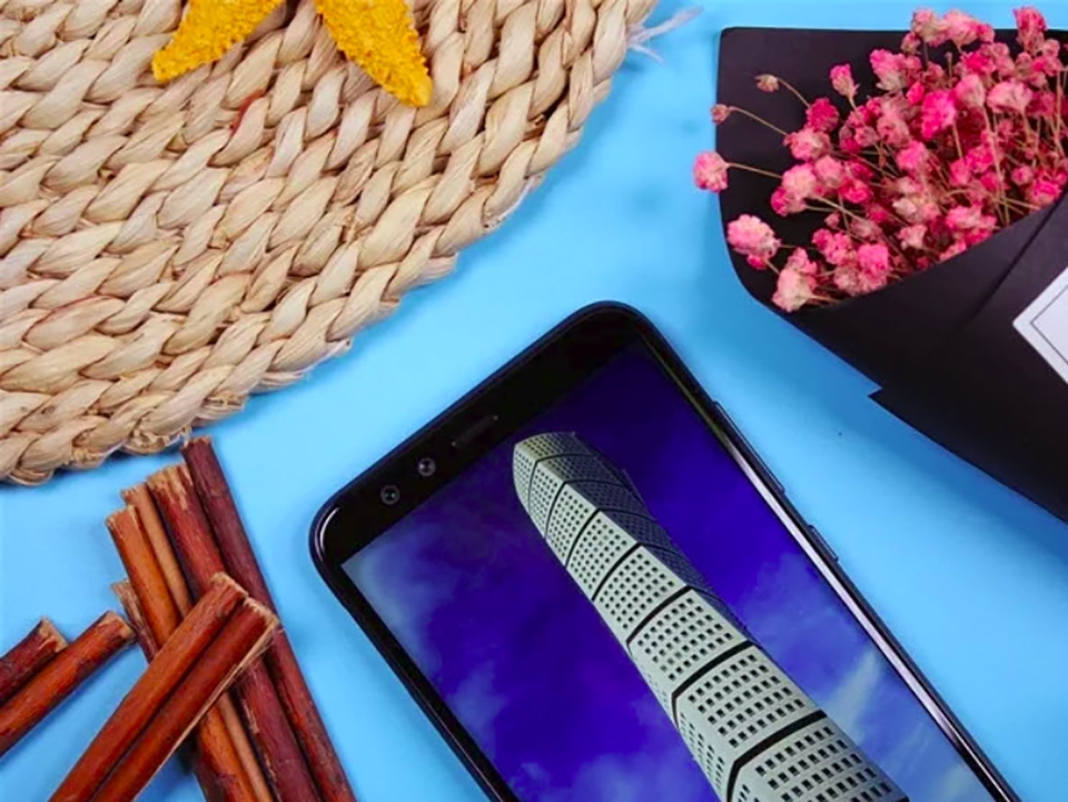 Trên tay Honor 9 Lite (ảnh 9) Trên tay Honor 9 Lite (ảnh 9)
