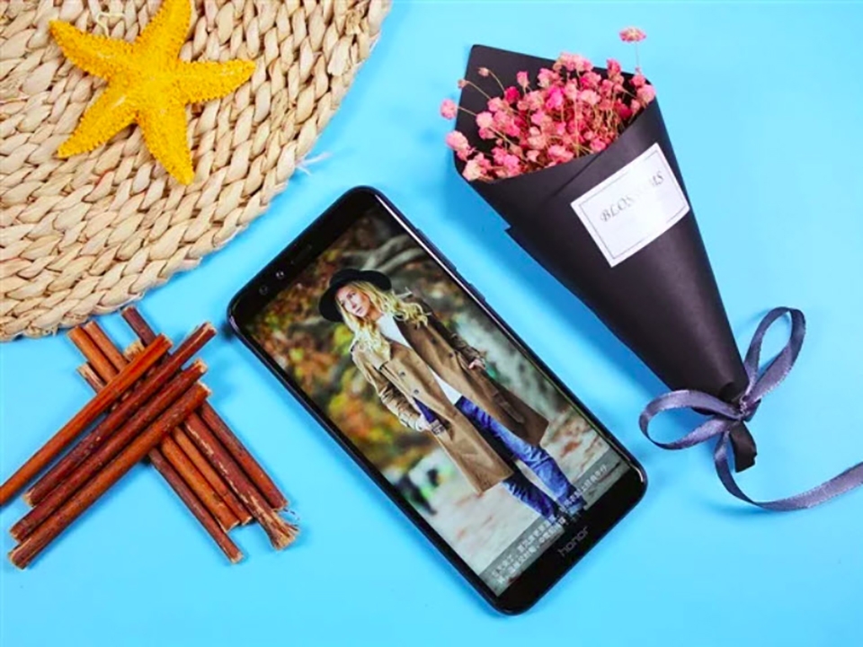 Trên tay Honor 9 Lite (ảnh 11)
