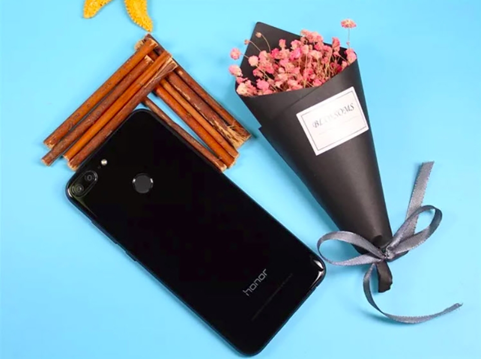 Trên tay Honor 9 Lite (ảnh 4)