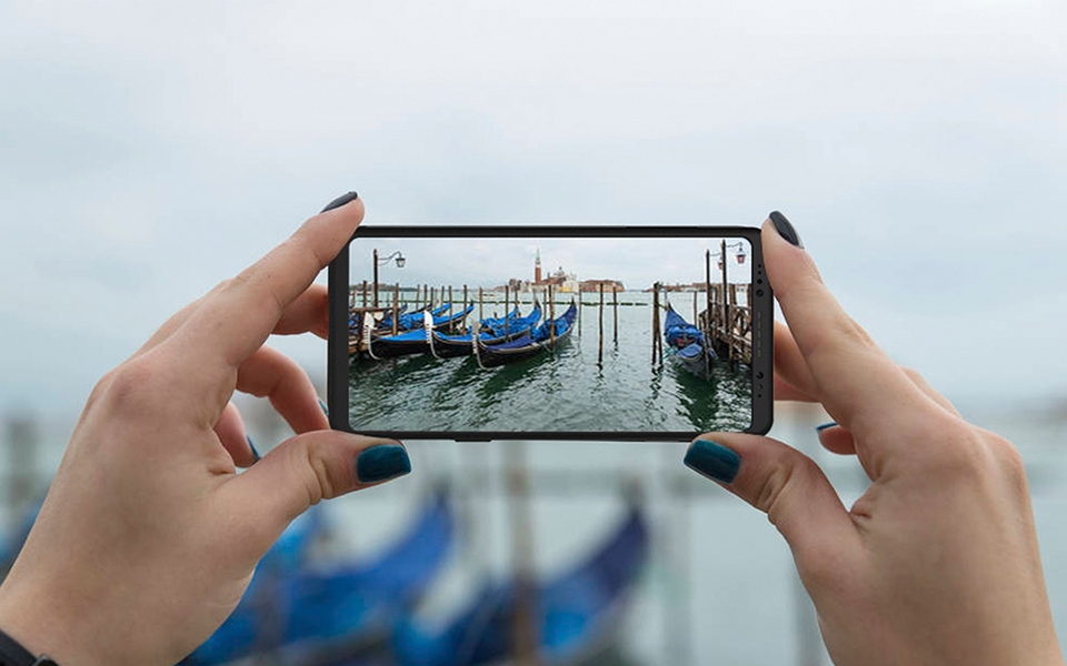 Xuất hiện Concept Gopro Phone cực đẹp (ảnh 6)