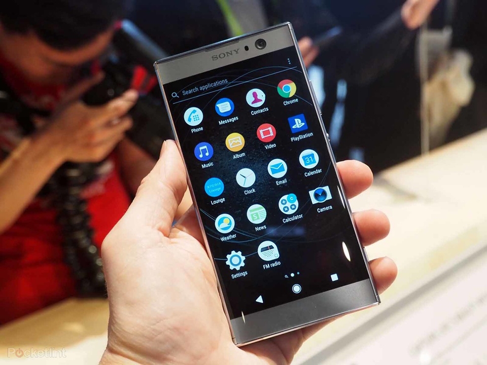 Đánh giá nhanh Xperia XA2 (ảnh 1)