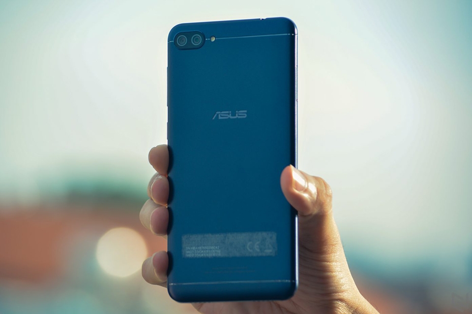Những smartphone được mong chờ tại MWC 2018 (ảnh 9)