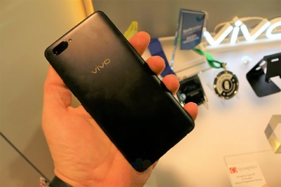 Vivo X20 Plus UD sẽ ra mắt ngày 24/1 (ảnh 4) Vivo X20 Plus UD sẽ ra mắt ngày 24/1 (ảnh 4)