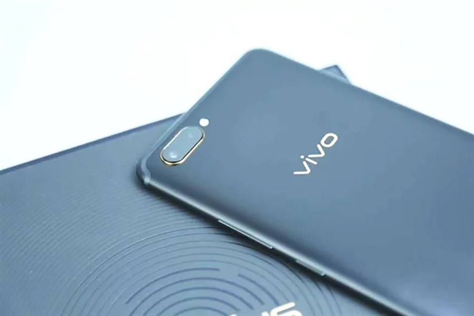 Tất tần tật về Vivo X20 Plus UD (ảnh 6) Tất tần tật về Vivo X20 Plus UD (ảnh 6)