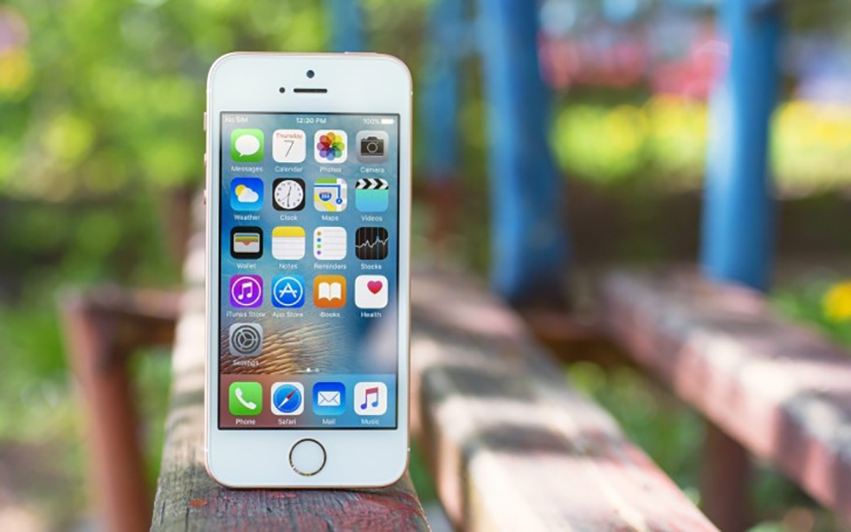 iPhone SE