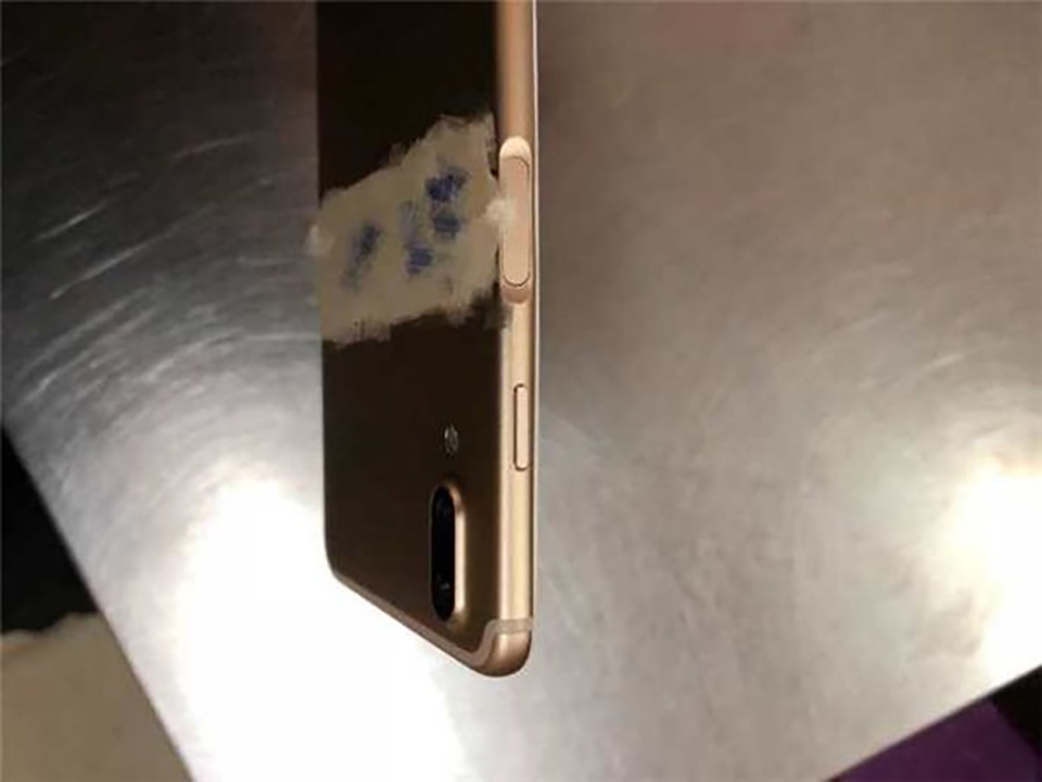 Meizu E3 lộ ảnh thực tế (ảnh 1)