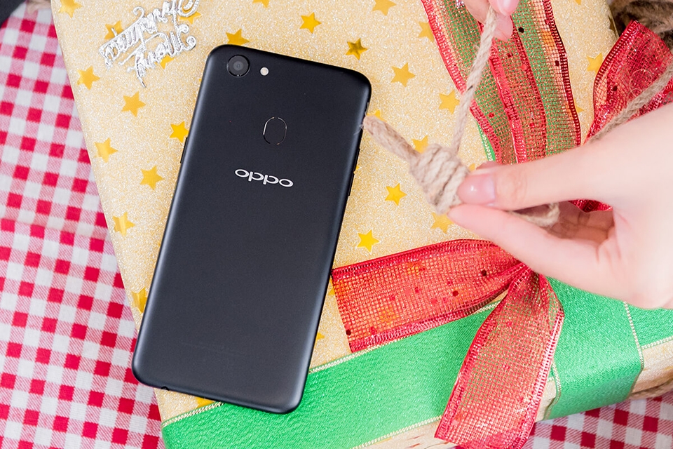 So sánh OPPO F5 Youth và Xperia XA1 Plus (ảnh 3)