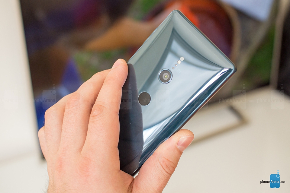 Trên tay Xperia XZ2 (ảnh 7) Trên tay Xperia XZ2 (ảnh 7)