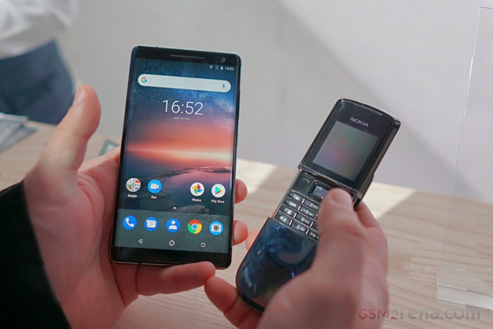 Đọ dáng Nokia 8 Sirocco và Nokia 8800 Sirocco (ảnh 4)