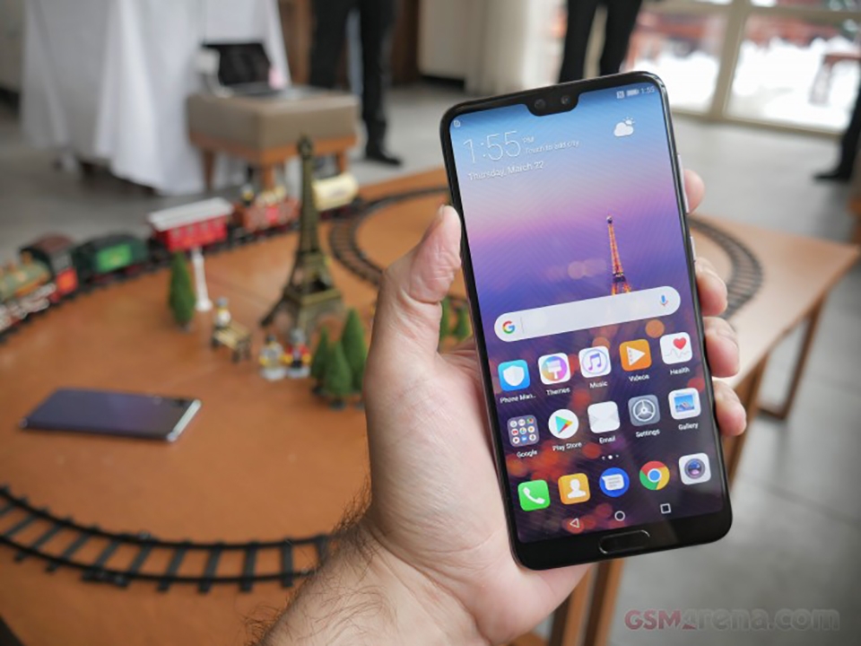 Trên tay Huawei P20 Pro (ảnh 1) Trên tay Huawei P20 Pro (ảnh 1)