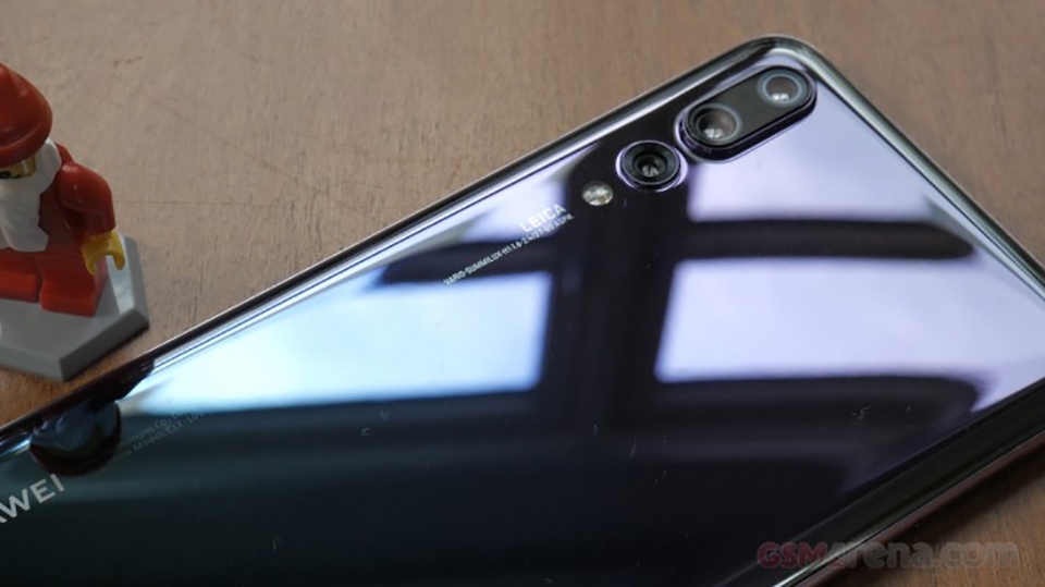 Trên tay Huawei P20 Pro (ảnh 6) Trên tay Huawei P20 Pro (ảnh 6)