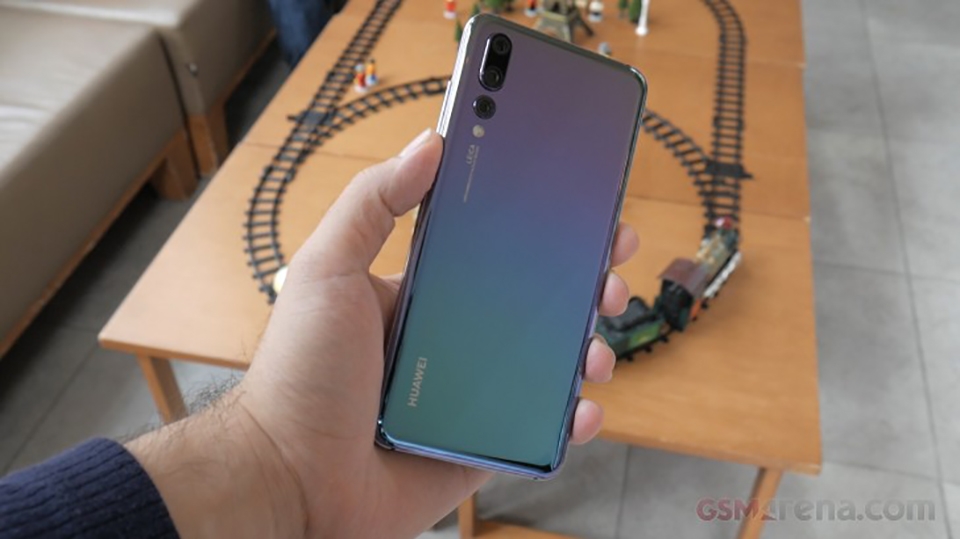 Trên tay Huawei P20 Pro (ảnh 4) Trên tay Huawei P20 Pro (ảnh 4)