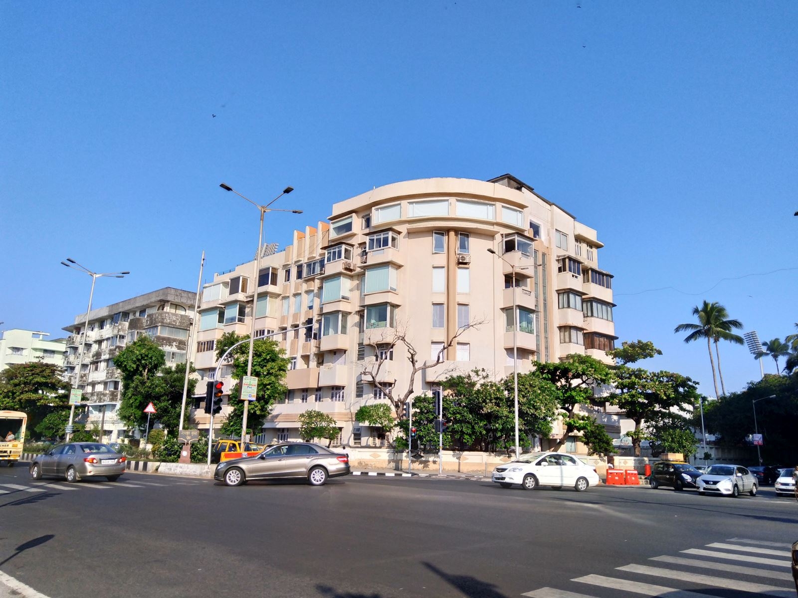 Đánh giá Sharp Aquos S2 Đánh giá Sharp Aquos S2