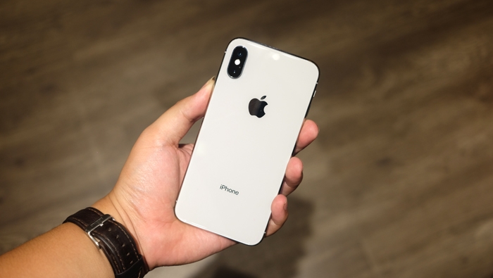 80% người dùng cực hài lòng với iPhone X