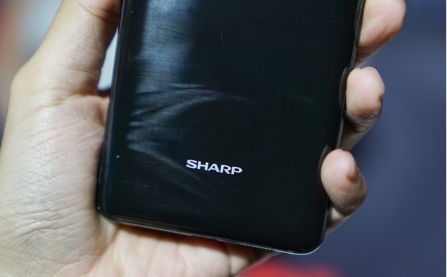 Sharp S2 viền siêu mỏng bán tại Việt Nam Sharp S2 viền siêu mỏng bán tại Việt Nam