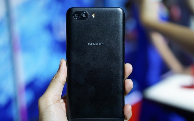 Sharp S2 viền siêu mỏng bán tại Việt Nam Sharp S2 viền siêu mỏng bán tại Việt Nam