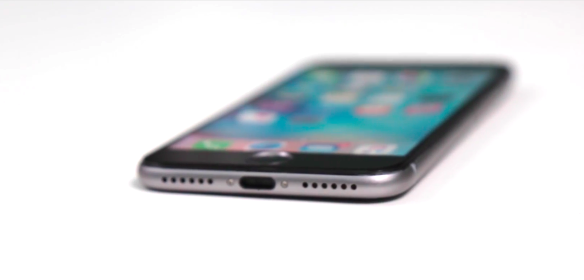 Hot hừng hực video trên tay iPhone 7 giá 150 USD 2