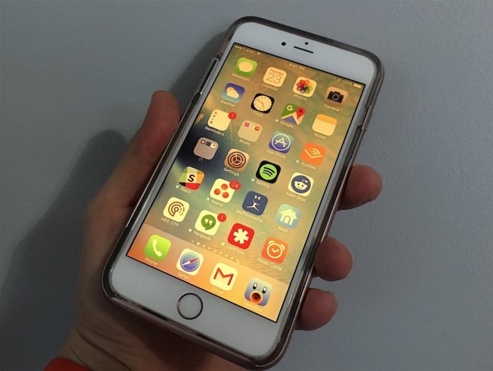 Những lý do bạn nên và không nên cài đặt iOS 9.3.3