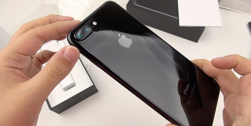 iPhone 7 Plus 128GB bất ngờ giảm giá như chưa từng được giảm