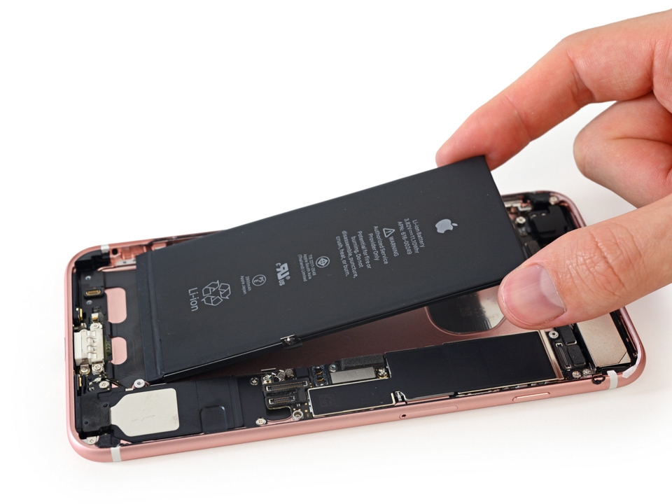 iFixit xác nhận iPhone 7 Plus có RAM 3GB, pin 2.900mAh 3 iFixit xác nhận iPhone 7 Plus có RAM 3GB, pin 2.900mAh