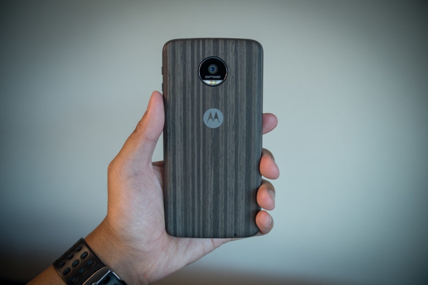 Mở hộp Moto Z và Moto Z Force Droid