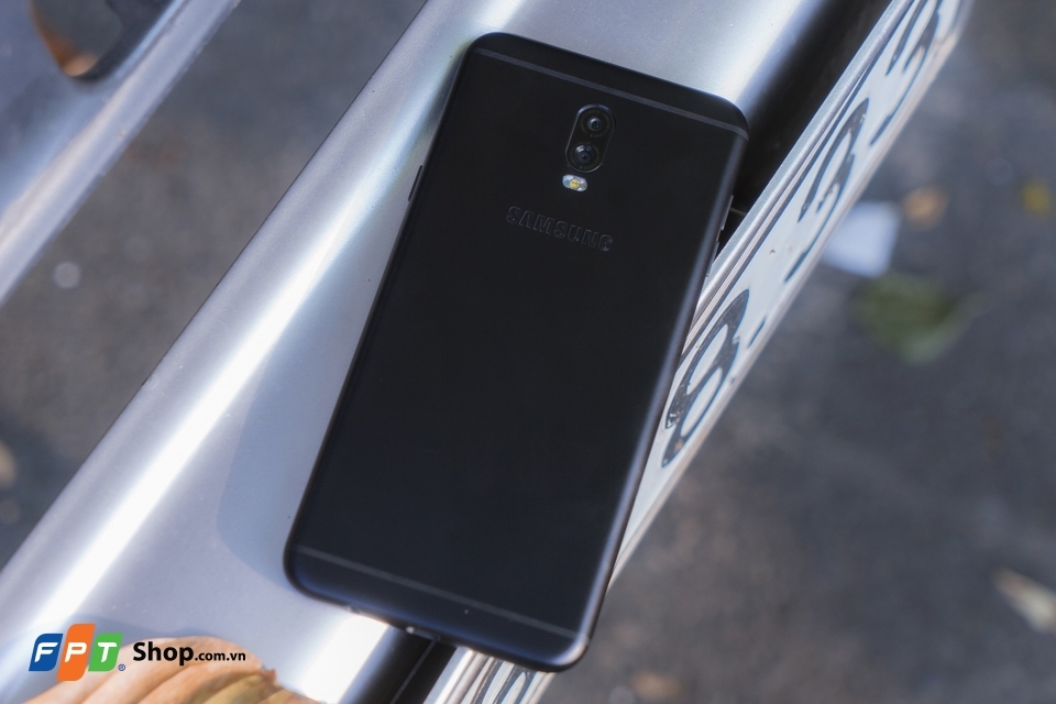 Galaxy J7 Plus Ảnh 4