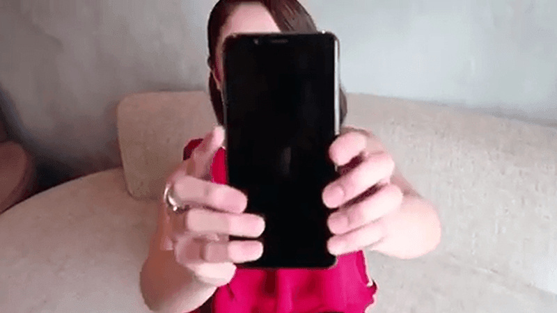 OPPO F5 (Ảnh 2) OPPO F5 (Ảnh 2)