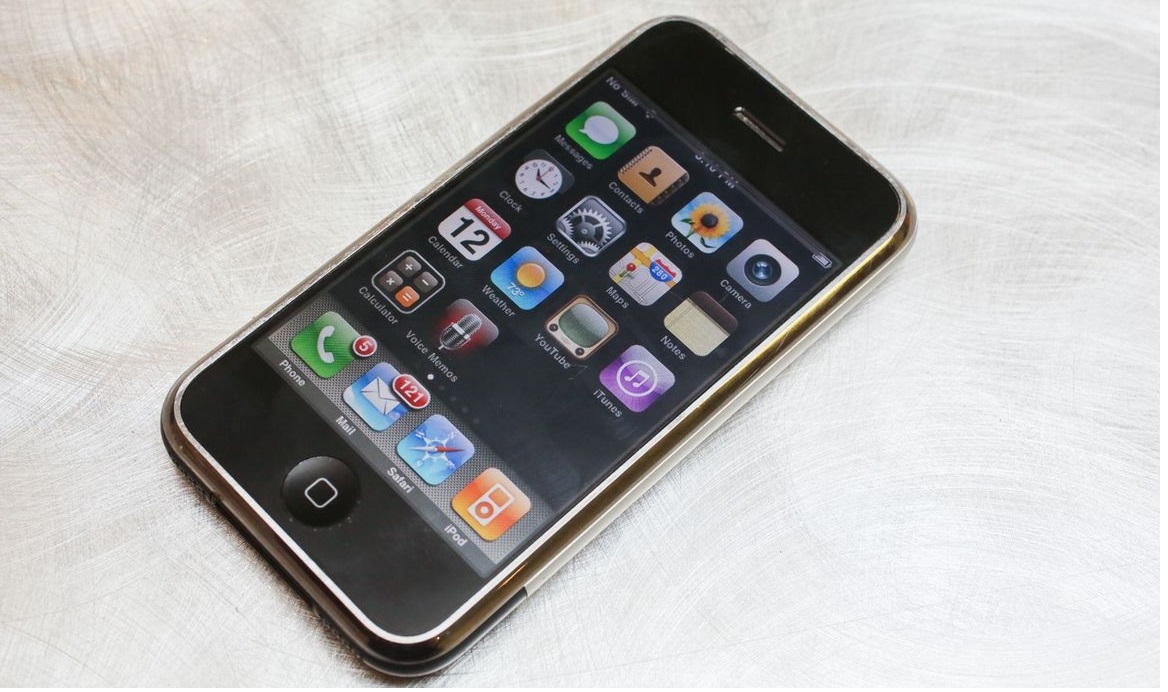 Và cuối cùng… những điều tệ hệ khi trải nghiệm iPhone 2G vào thời điểm bây giờ