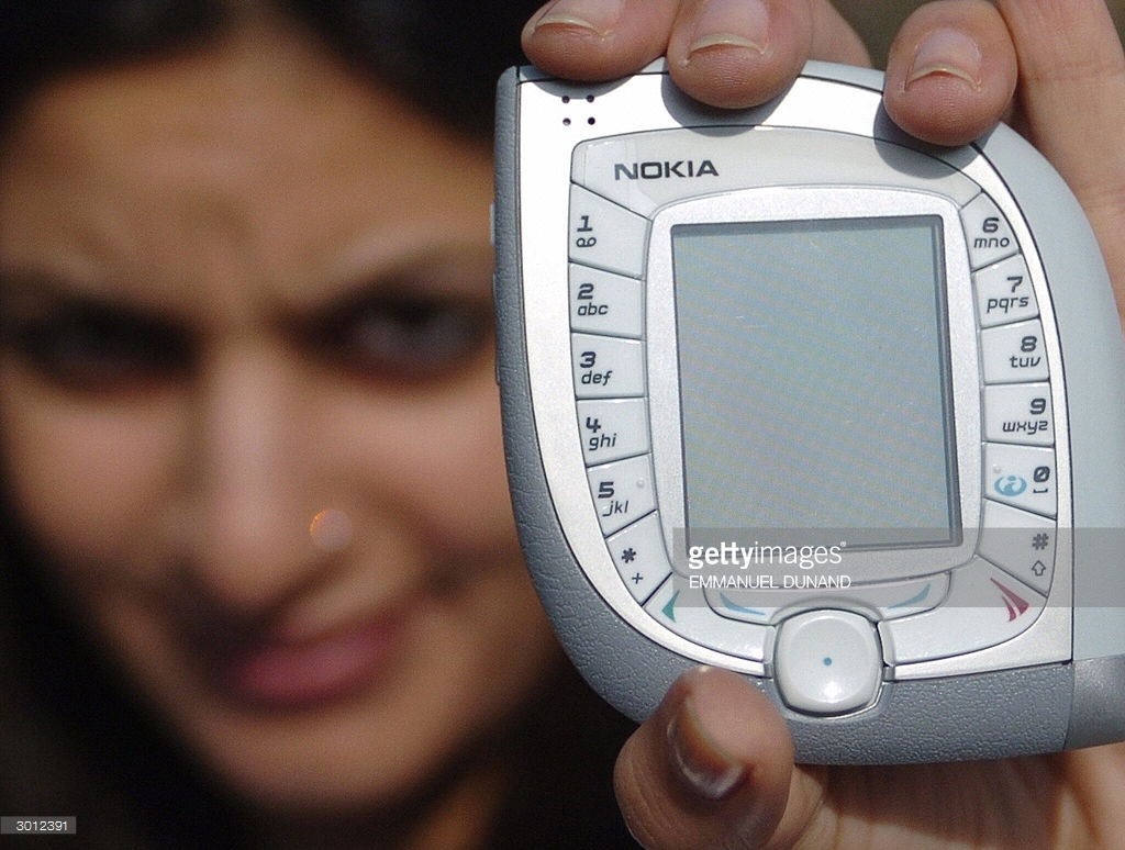 Bộ đôi Nokia 7600 & Nokia 7610 (2003)