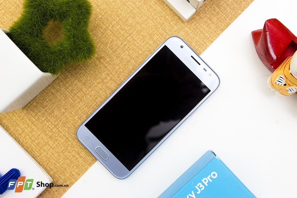 Thiết kế J3 Pro