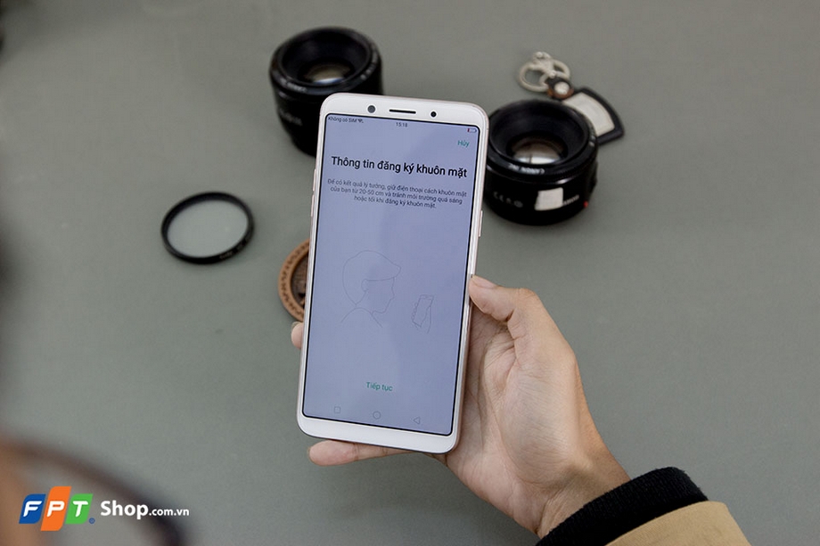 Trải nghiệm tính năng nhận diện khuôn mặt trên OPPO F5