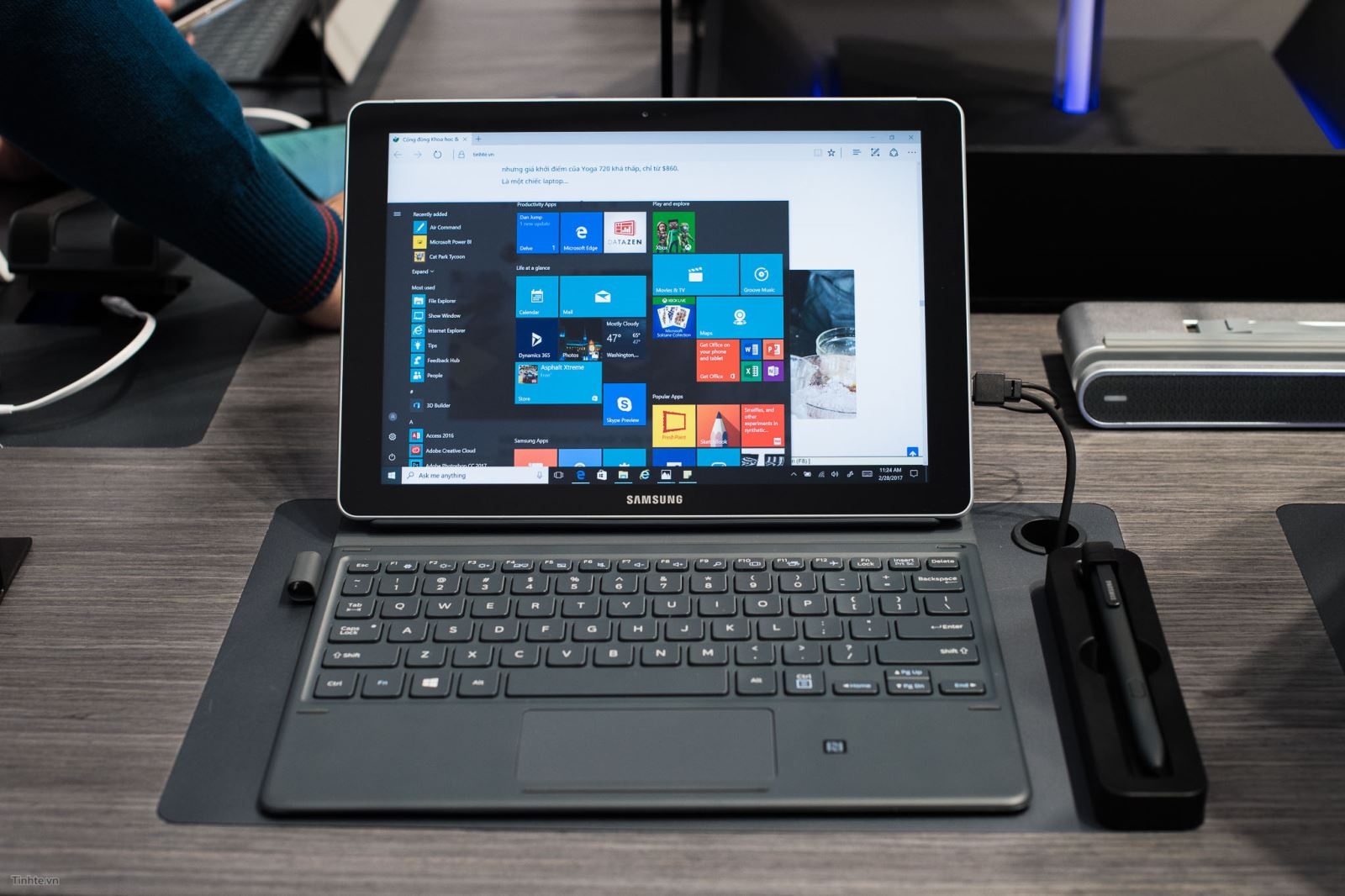 Samsung Galaxy Book: đối thủ