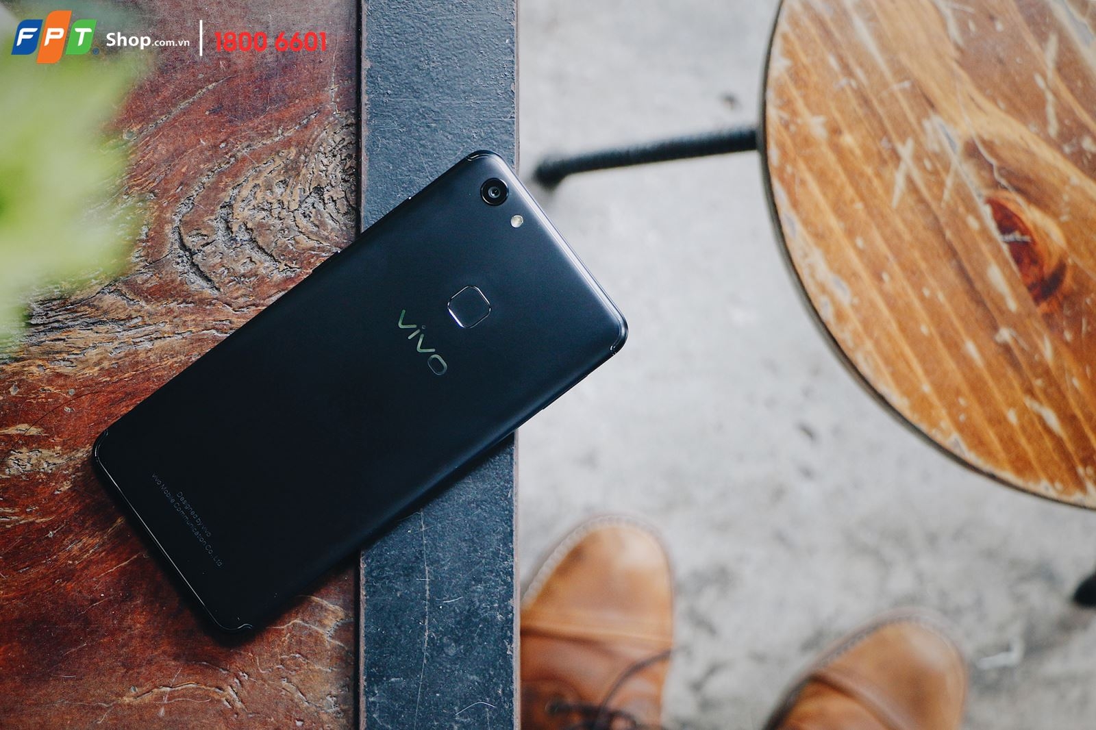 Vivo V7+