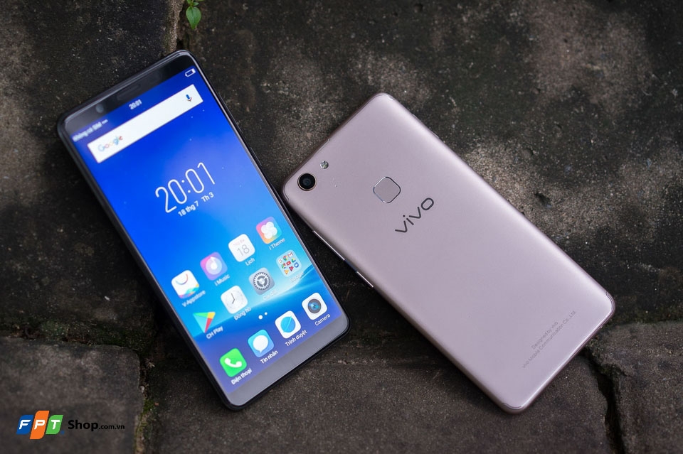 Vivo V7 thiết kế nguyên khối