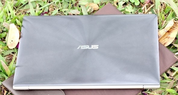 Asus-Zenbook-UX21E