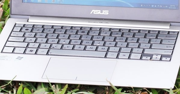 Asus-Zenbook-UX21E