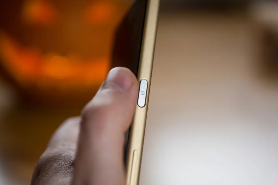 Loại bỏ nút Home – sự thay đổi lớn nhất trên iPhone 3