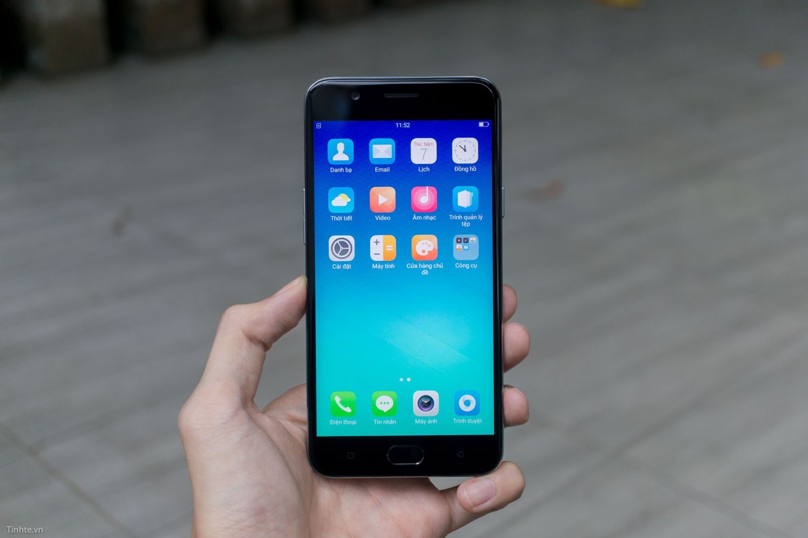 OPPO F1s đen