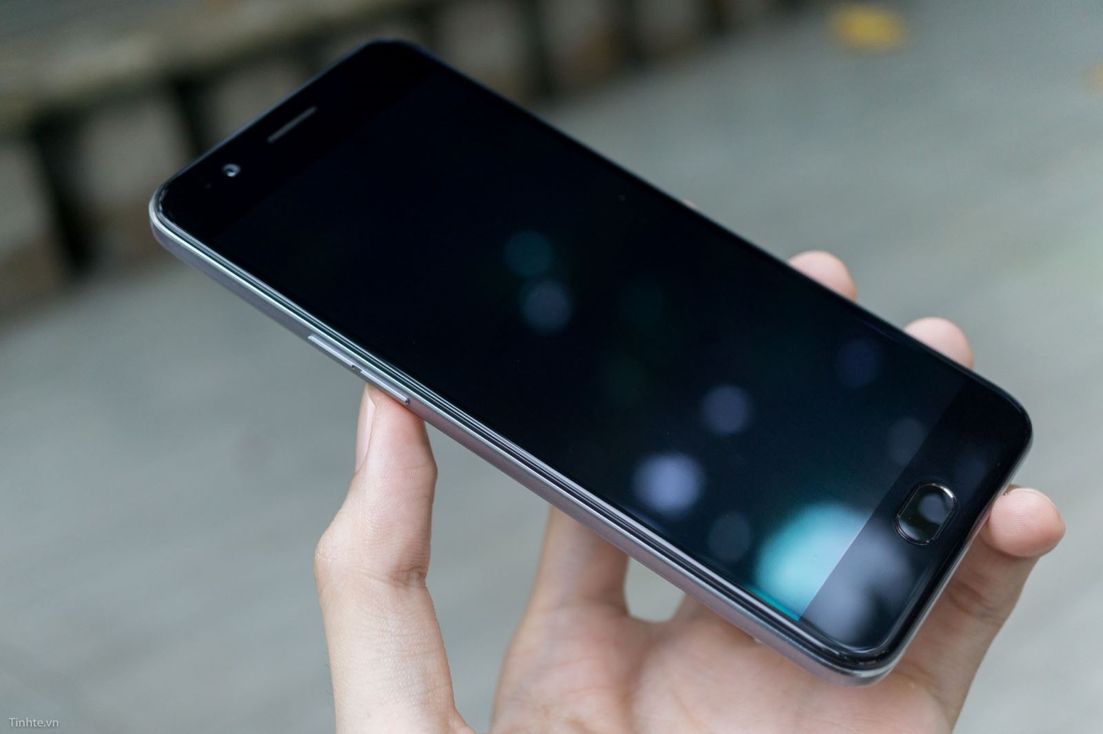 OPPO F1s đen