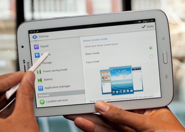 Galaxy Tab 4 đi kèm với bút Stylus