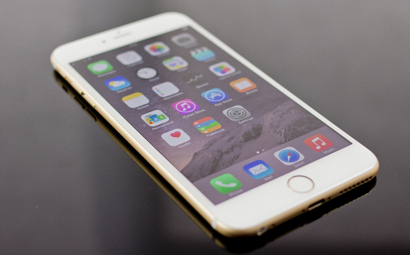 lỗ hổng trên hệ điều hành ios