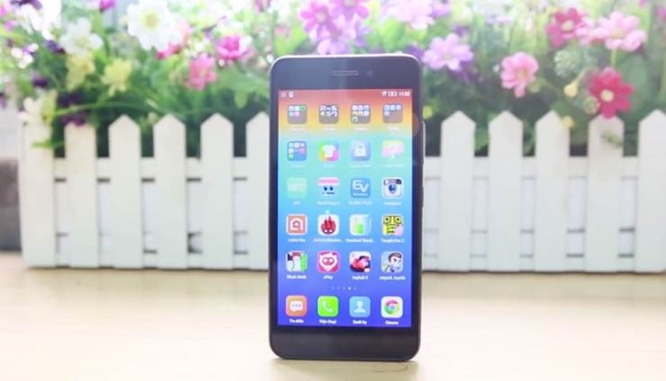 Lenovo S60 rất khác biệt khi được trang bị vi xử lý 64bit