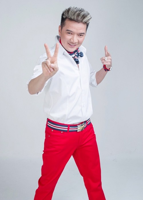 Mặc quần màu mè lòe loẹt