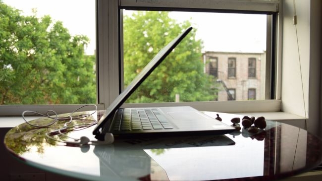 Thiết kế tinh tế, hấp dẫn của Lenovo Yoga 3 14